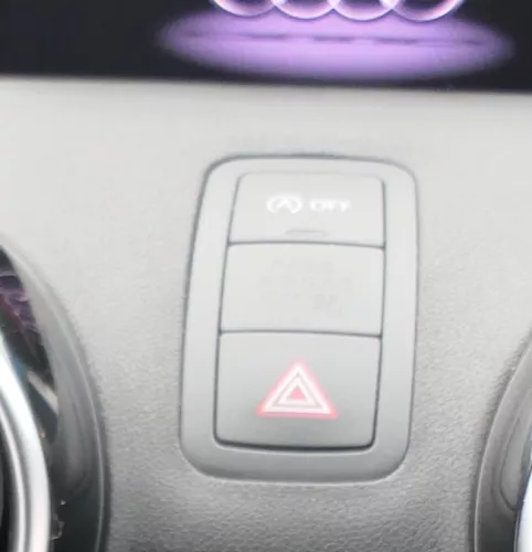 A1 8X Schalter Mehrfachschalter Warnblinker Blinker 8X0959672C