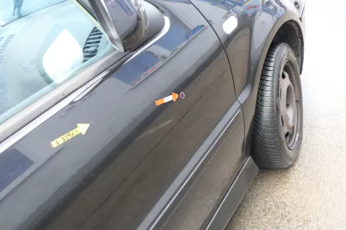 Polo 6N 6N2 Tür vorne rechts Beifahrertür 2/3-Türer schwarz LC9Z ohne Anbauteile (173150)