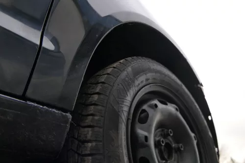 VW Polo 9N3 Kotflügel vorne rechts schwarz LC9Z (173215)