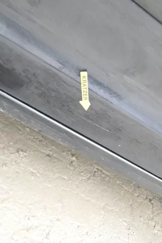 VW Polo 9N 9N3 Tür vorne links Fahrertür 2/3-Türer schwarz LC9Z -ohne Anbauteile (173220)