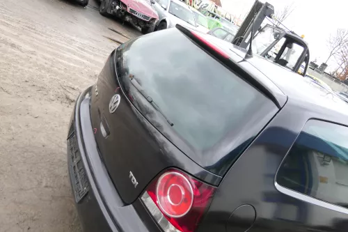 VW Polo 9N3 9N Heckklappe Kofferraumklappe Klappe schwarz LC9Z - Scheibe (173221)