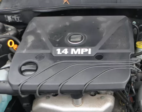 Ibiza 6K Luftfilter Luftfilterkasten Kasten Motorabdeckung 1,4l 60PS MPI AUD AKK