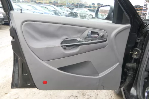 1x Seat Ibiza 6K Türverkleidung Verkleidung Tür vorne links 4/5-Tür Facelift (173265)