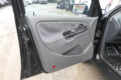 1x Seat Ibiza 6K Türverkleidung Verkleidung Tür vorne links 4/5-Tür Facelift (173265)