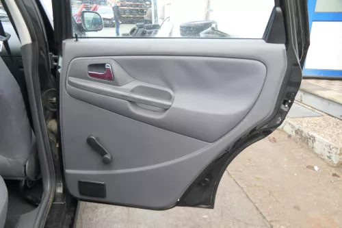 1x Seat Ibiza 6K Türverkleidung Verkleidung Tür hinten rechts 4/5-Tür Facelift
