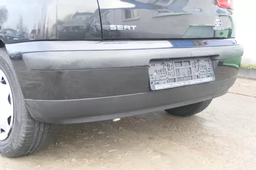 Seat Ibiza 6K Facelfit Stoßstange Heckstoßstange hinten schwarz LA9Y (173269)