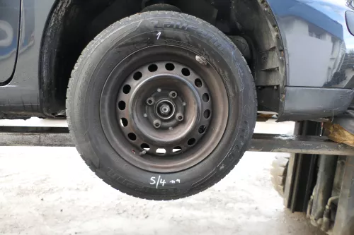 4x VW Golf 3 Vento 175/70 R13 82T Sommerreifen Reifen 5,5jx13H2 ET38 ca. 4-5mm