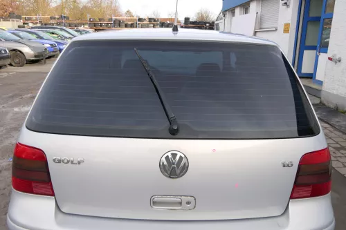 VW Golf 4 Limousine Heckklappe Kofferraumklappe Klappe hinten silber LB7Z ohnAnb