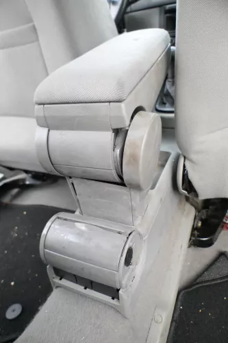 VW Golf 4 Bora Mittelarmlehne Armlehne original mitte grau (173304)