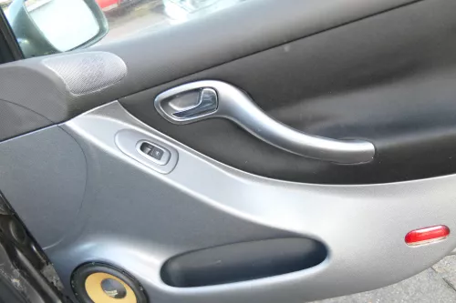 1x Leon 1M Toledo Türverkleidung Verkleidung Tür vorne rechts grau schwarz Griff (173330)