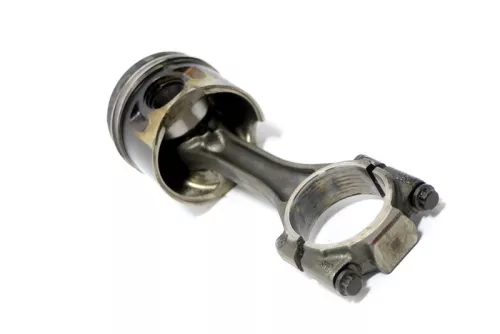 1x VW Golf 5 Touran Pleuel Kolben 1,9 TDI für BLS Motor Zylinder 1 oder 2 (173614)