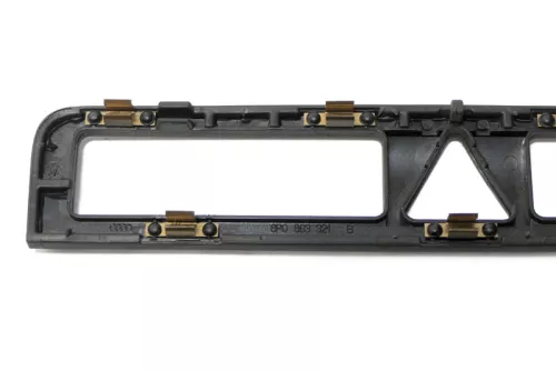 Audi A3 8P Mittelkonsole Verkleidung Abdeckung Blende - normales Radio (173672)