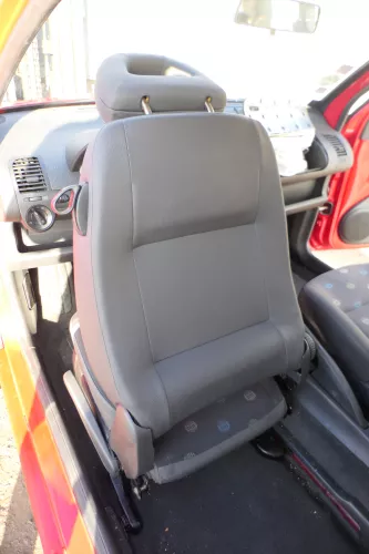 Arosa VW Lupo Sitz vorn links Fahrersitz Höhenverstellung höhenverste dunkel (173846)