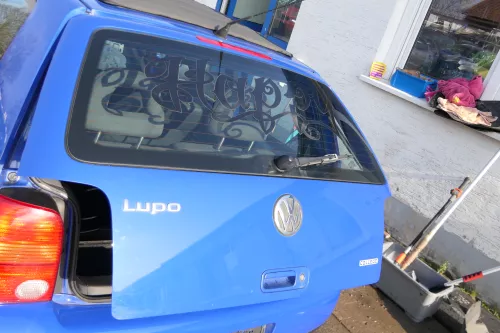VW Lupo 6X Heckklappe Klappe Kofferraumklappe Scheibe blau LW5Z ohneAnbautei (173909)