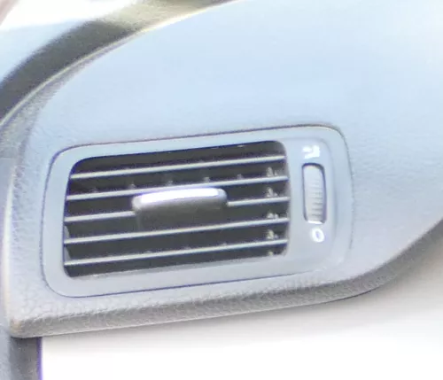 VW Passat 3C Lüftungsdüse Düse Lüftung vorne links 3C1819701F schwarz