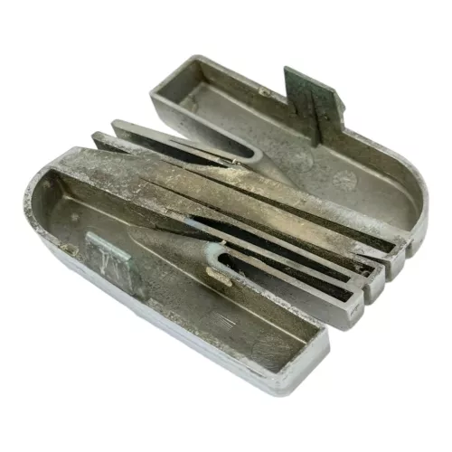 Seat Aorsa 6H Seat Zeichen für Grill Kühlergrill 6H0853601A (174291)