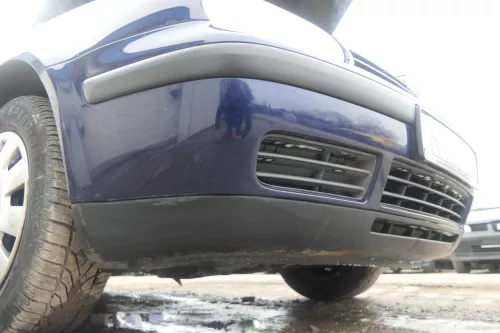 VW Golf 4 Stoßstange vorne Stoßfänger vorn vorne blau LB5N indigoblau blau indig (174493)