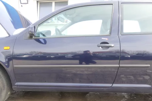 VW Golf 4 Tür vorne links Fahrertür 2/3-Türer blau LA5G ohneAnbauteile