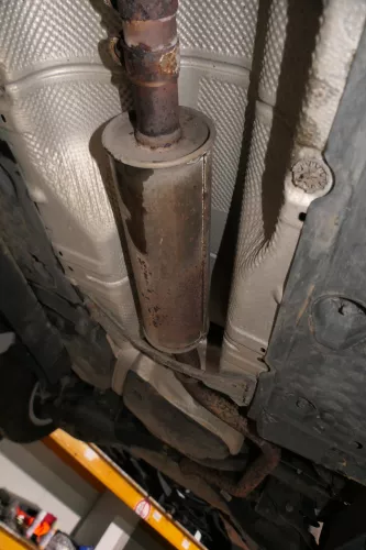 VW Golf 5 + 5M Plus Auspuff Mittelschalldämper + Ends hinten 1,6 BSE BSF CCSA (174575)