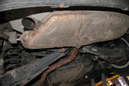 VW Golf 5 + 5M Plus Auspuff Mittelschalldämper + Ends hinten 1,6 BSE BSF CCSA (174575)