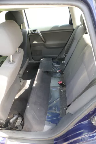 VW Polo 9N 9N3 Sitz Rückbank Sitzfläche Sitze 3 Punkt Gurt hinten für Kopfstütze (174660)