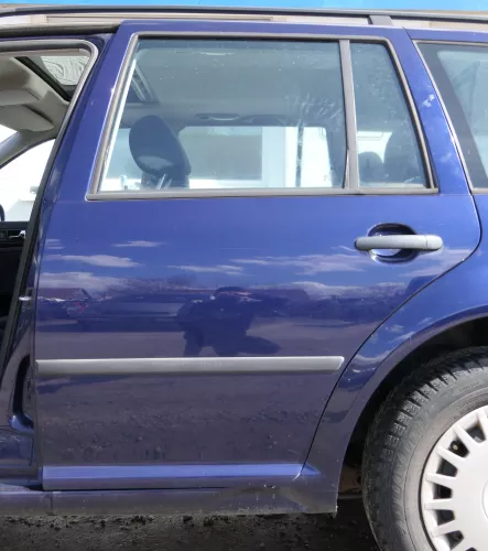 VW Golf 4 Bora Tür hinten links nur Kombi / Variant blau LB5N indigoblau ohne An