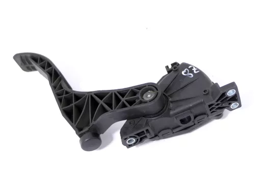 Audi A2 8Z elektrisches Gaspedal Geber Gas 8Z1723523F TDI Schaltgetriebe (174862)