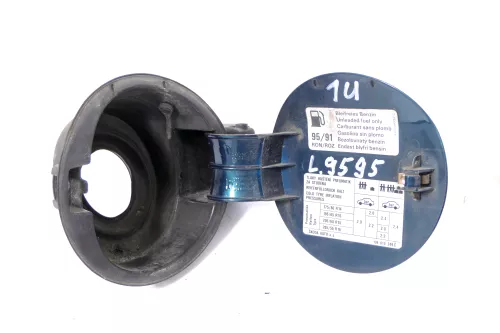 Skoda Octavia 1U Limousine Tankdeckel Deckel Tank Tankverschluß grün 9595 (174898)