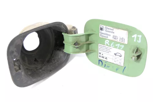 VW Golf 4 Variant Kombi Tankdeckel Deckel Tank Tankverschluß grün R611 (174909)