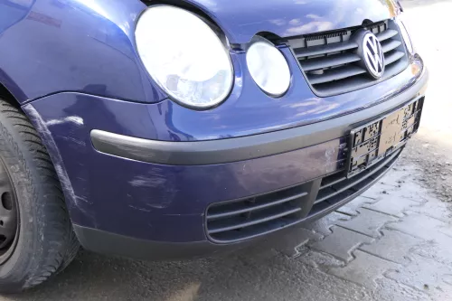 VW Polo 9N Stoßstange Frontstoßstange vorne blau LB5N + Grill (174954)