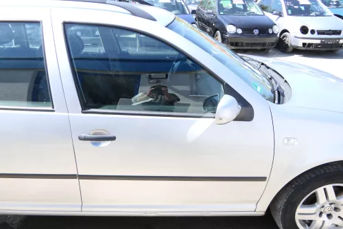 VW Golf 4 Bora Tür vorne rechts Beifahrertür 4/5-Türer+Kombi Variant LA7W silber