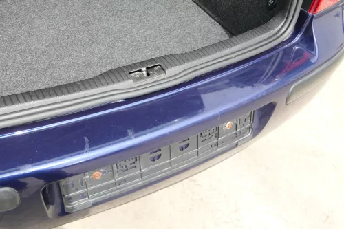 VW Golf 4 Limousine Stoßstange hinten Heckstoßstange Stoßfänger blau LB5N (175011)
