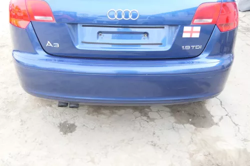 Audi A3 8P Stoßstange Stoßfänger hinten 4/5-Türer blau LZ5C (175031)