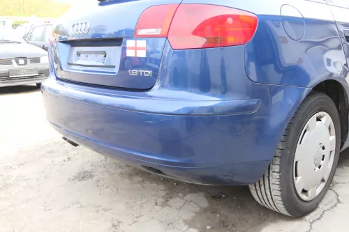 Audi A3 8P Stoßstange Stoßfänger hinten 4/5-Türer blau LZ5C (175031)