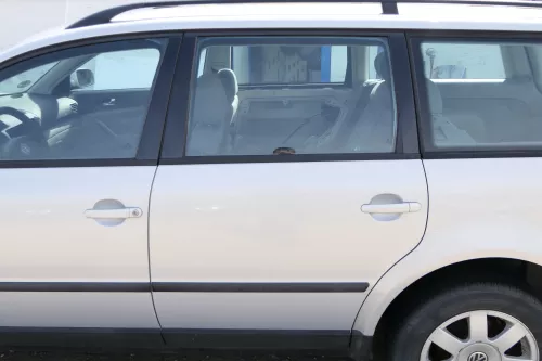 Passat 3B 3BG 3B6 Kombi Variant Tür hinten links silber grau LB7Z