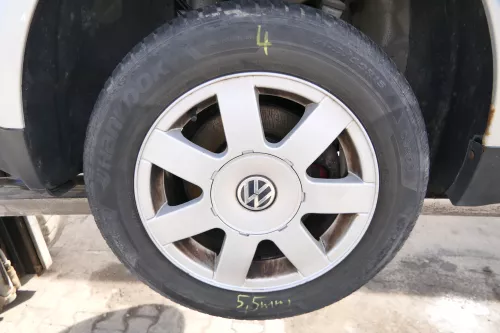 4x VW Passat 3BG Alufelgen Allwetterreifen Reifen 205/60 R15 91H 3B0601025C #5mm (175123)