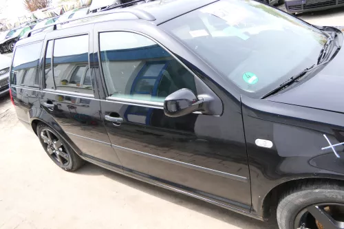 Golf 4 Bora Tür vorne rechts Beifahrertür 4/5-Türer Kombi Variant schwarz L041 (175128)