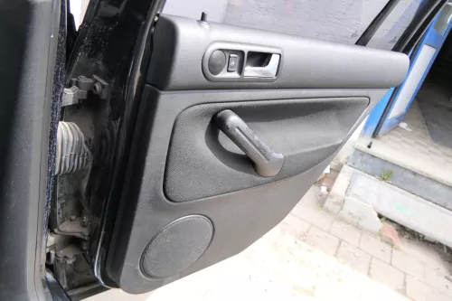 1x VW Golf 4 1J Kombi Türverkleidung Verkleidung Tür hinten rechts schwarz (175139)