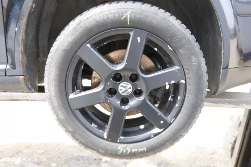 4x Golf 4 Bora Alufelgen Felgen 205/55 R16 Winterreifen Reifen KBA 46661 2x 6mm