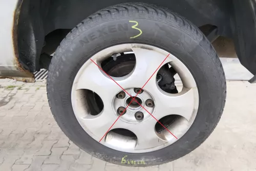 2x VW Sharan NUR Reifen 215/55 R16 97V Winterreifen ca. 6mm (175225)