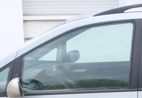 Sharan Galaxy vorne links Fenster Scheibe in Tür Fensterscheibe 7M0845201