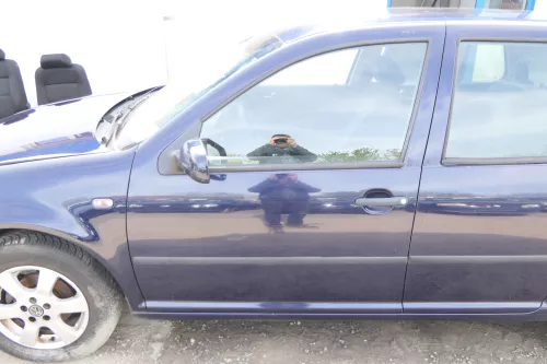 VW Golf 4 Bora Tür vorne links Fahrertür 4/5-Türer+ Kombi Avant blau LC5H