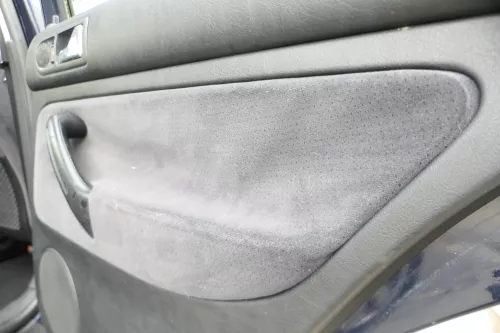 1x VW Golf 4 1J Limousine Türverkleidung Verkleidung Tür hinten rechts schwarz (175252)