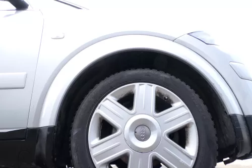 Audi A2 8Z Kotflügel vorne rechts silber LY7W (175260)