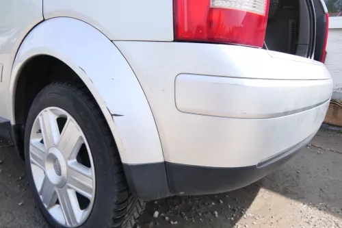 A2 8Z Kotflügel Abdeckung Verbreiterung Radabdeckung hinten links silber LY7W (175268)