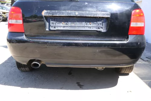 Audi A4 B5 Limousine Limo Stoßstange hinten Heckstoßstange schwarz LY9B Facelift