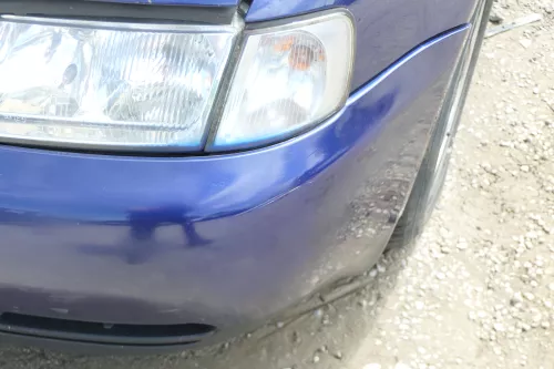 Audi A3 8L Stoßstange Frontstoßstange vorne blau LZ5K mit Grill (175459)