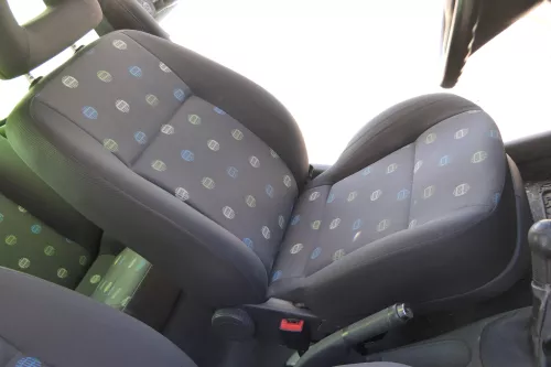 Arosa VW Lupo Sitz vorn links Fahrersitz Höhenverstellung höhenverste dunkel (175487)