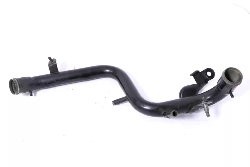 VW Passat 3B Kühlerschlauch Schlauch Rohr Leitung 038121071S