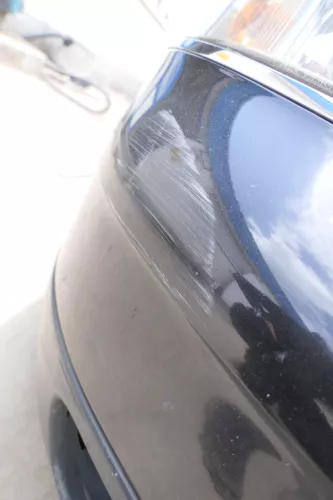 Audi A6 4B Frontstoßstange Stoßstange vorn vorne Stoßfänger schwarz LN4J (175620)